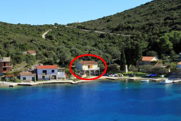 Apartments by the sea Cove Rogacic, Vis - 2460, Prenota Appartamento Vis 