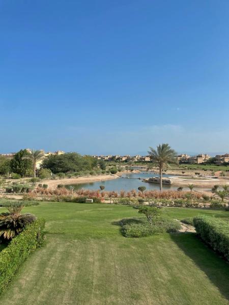 Nivera Signature Villa Stunning View in AinBay, Prenota  Hotel a Governatorato di Suez con piscina, Piscina