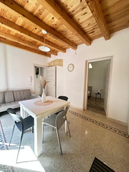 Casa Nonna Carmela, Buchen Sie  Hotels in Sizilien mit Parkplatz, Parkplätze