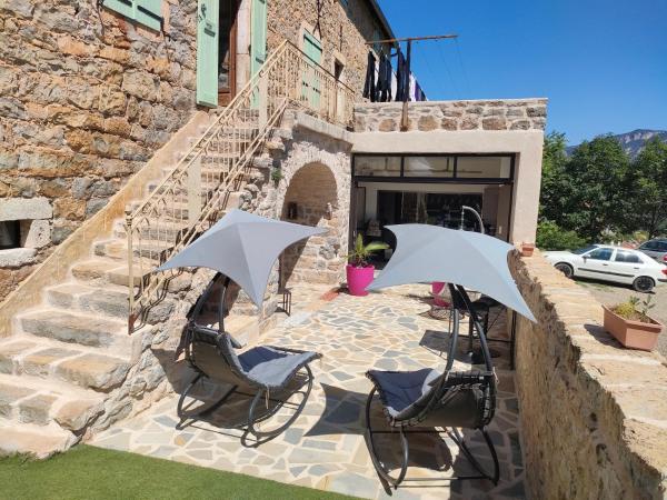 lesoleilo, Buchen Sie  Hotels mit Pool in Aveyron, Schwimmbad