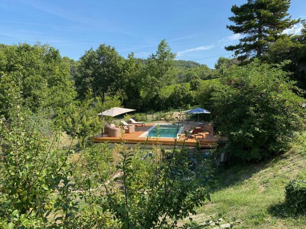 Otarkia, Prenota  Hotel con piscina a Valchiusa, Piscina