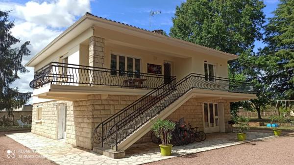 gîte de la Claveille, Reserva ahora  Hoteles en Aquitania con aparcamiento, Aparcamiento
