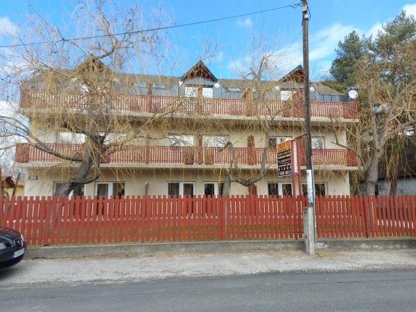 Margaréta Apartmanház, Buchen Sie  Balatonlelle 