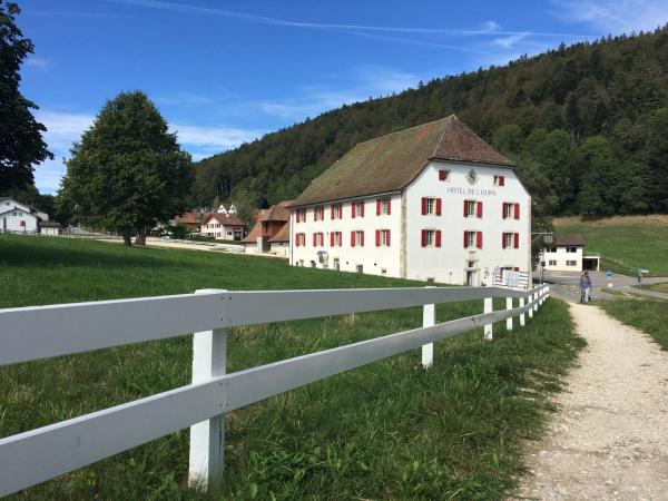 Auberge de Bellelay Restaurant Chez Aron Balde, Prenota  Bellelay 