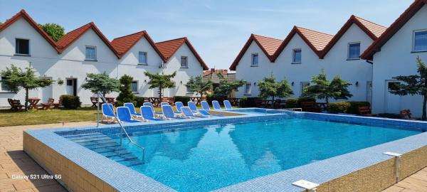 Aqua Fun Domki z Basenem, Reserva ahora  Hoteles con piscina en Pomerania Occidental, Piscina