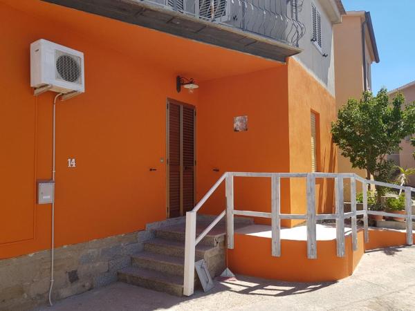 B&B Le Peonie, Buchen Sie  Hotels in Costa Paradiso mit Parkplatz, Parkplätze