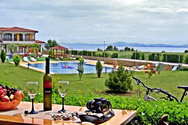 Panoramic Sea View Apartment, Buchen Sie Ferienwohnung Hotels mit Pool in Oblast Burgas, Schwimmbad