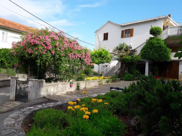 Dobrinj Apartment 2, Buchen Sie Ferienwohnung Dobrinj Insel Krk