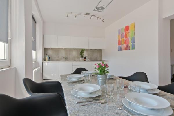 Sopot Holiday Rooms, Prenota  Hotel a Pomerania con parcheggio, Parcheggio