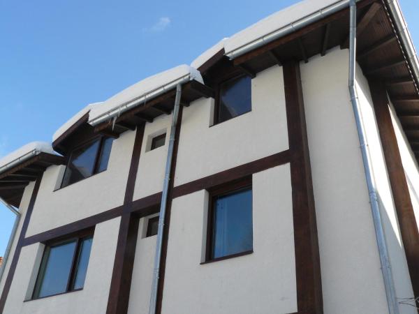 House Arirang, Buchen Sie  Hotels in Lowetsch mit Parkplatz, Parkplätze