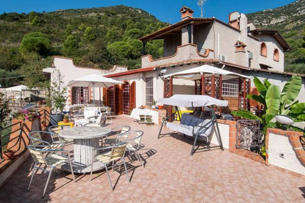 Cera una volta, Prenota  Hotel a Lazio con parcheggio, Parcheggio