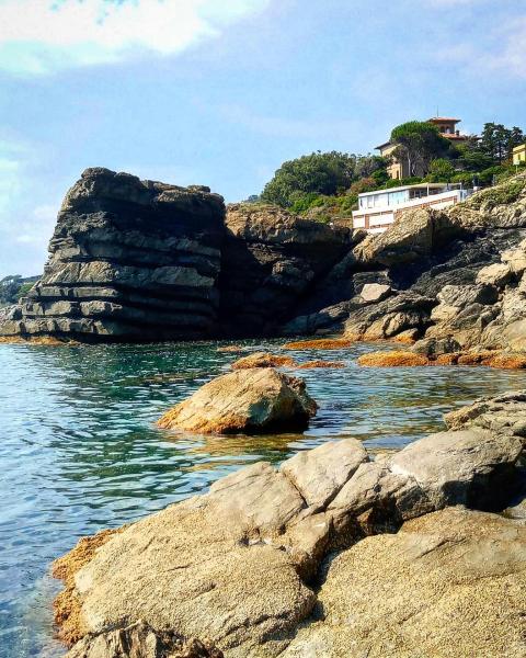 Hotel La Scogliera, Buchen Sie  Cavi di Lavagna Italien