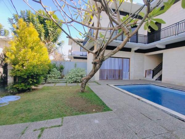 Puri Tulip Villa 3BR Private Pool, Reserva ahora  Hoteles con piscina en Bali, Piscina