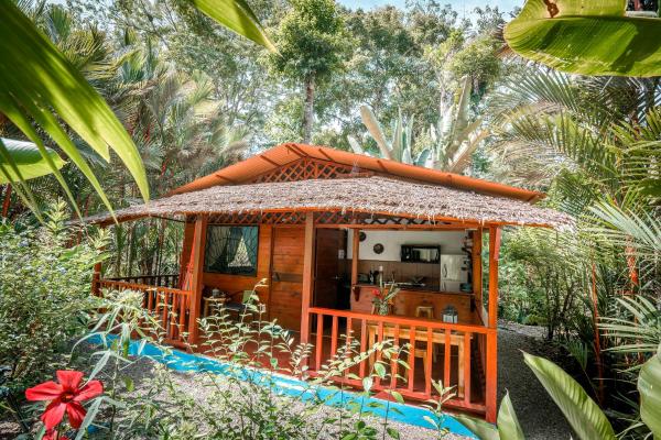 Casitas Las Flores, Prenota Hotel Hotel a Limon con parcheggio, Parcheggio