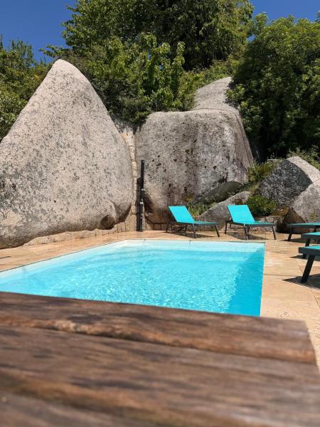 Hotel Clair de Lune, Book  Zonza South Corsica