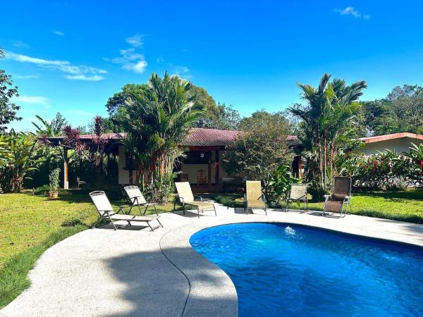 Cantarrana Countryside Villa with private pool, Prenota  Hotel a Bijagual con piscina, Piscina
