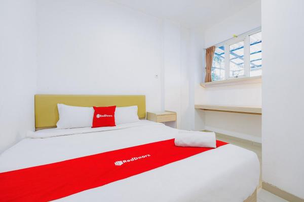 RedDoorz at Bellina Inn Near RS Panti Wilasa Semarang, Buchen Sie  Stasiun Tenggang Central Java