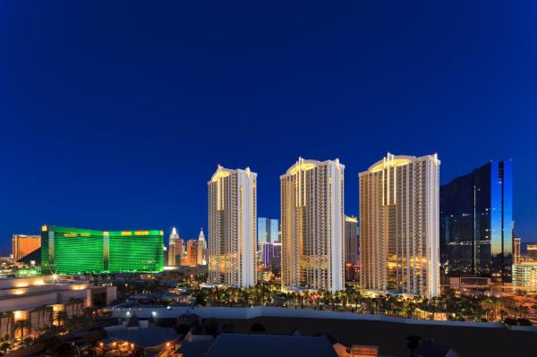 The Signature at MGM Grand - All Suites, Buchen Sie Hotel Hotels mit Pool in Nevada, Schwimmbad