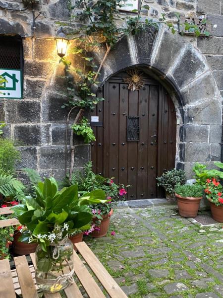 Casa Rural Idoya, Réserver  Isaba Roncal Valley