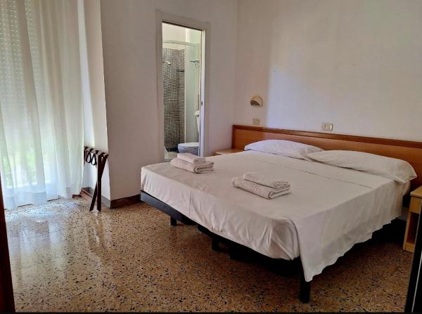 Hotel Ginger Vapi 3* rates from $39 (72 guest reviews)  Vapi, Gujarat