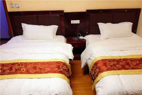 Longquan Inn