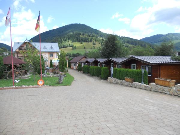 Pension, Camping & Biker Station zur Deutschen Eiche, Prenota Affittacamere Hotel a Suceava con parcheggio, Parcheggio