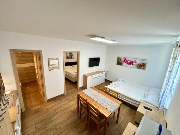 Apartments Maraž, Buchen Sie Ferienwohnung Hotels in Slowenisch Istrien mit Pool, Schwimmbad