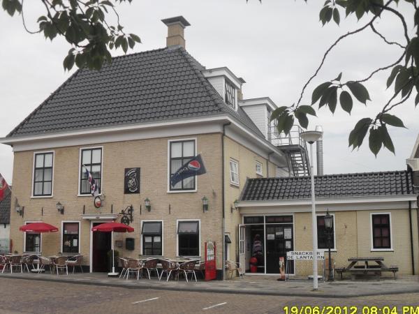 Hotel de Harmonie, Book Hotel Sexbierum Friesland