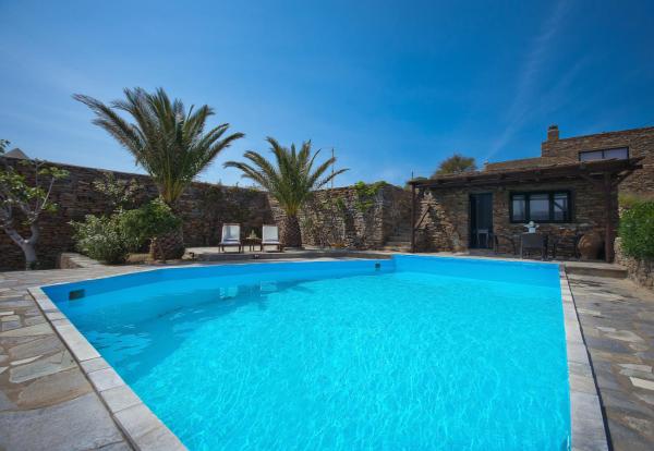 Villa Melydia, Prenota Villa Hotel a Kea con piscina, Piscina