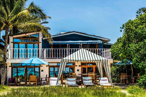 The Isabela Beach House, Prenota Bed & breakfast Puerto Villamil 