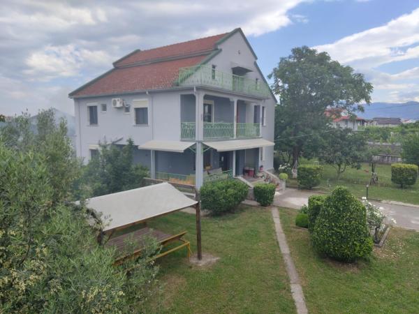 Green Garden Hostel