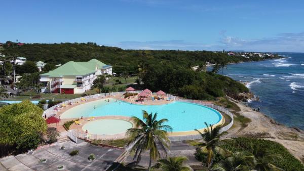 LeLagon Vue Mer, Pieds dans leau, Prenota Appartamento Hotel con piscina a Grande-Terre, Piscina