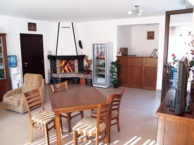 DE-YAN Guest House