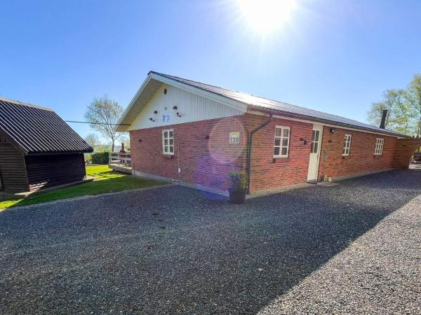 Four-Bedroom Holiday home in Roslev 2, Prenota Casa vacanze Hotel a Vestjylland con parcheggio, Parcheggio