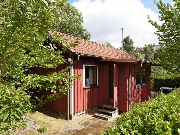 4 Person Holiday Home in Brastad-by Traum, Book  Lysekil 