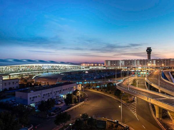 Pullman Nanjing Lukou Airport, Reserva ahora Hotel Hoteles en Jiangning con piscina, Piscina